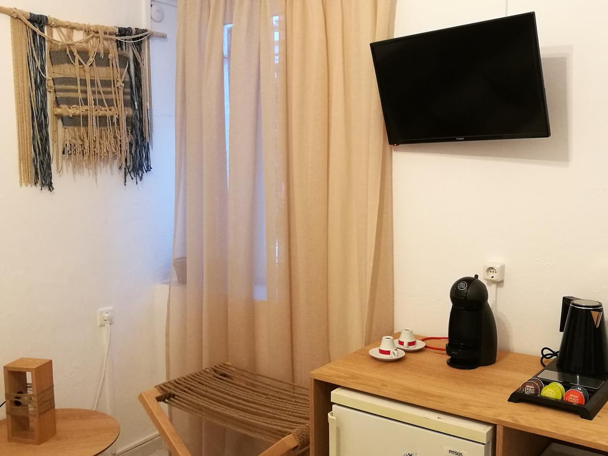 Gerania Milos Leilighet Adámas Eksteriør bilde